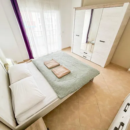 Blue Lagoon Living Apartmán